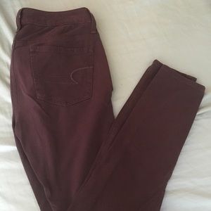 LAST CHANCE‼️ Burgundy American Eagle Jeggings